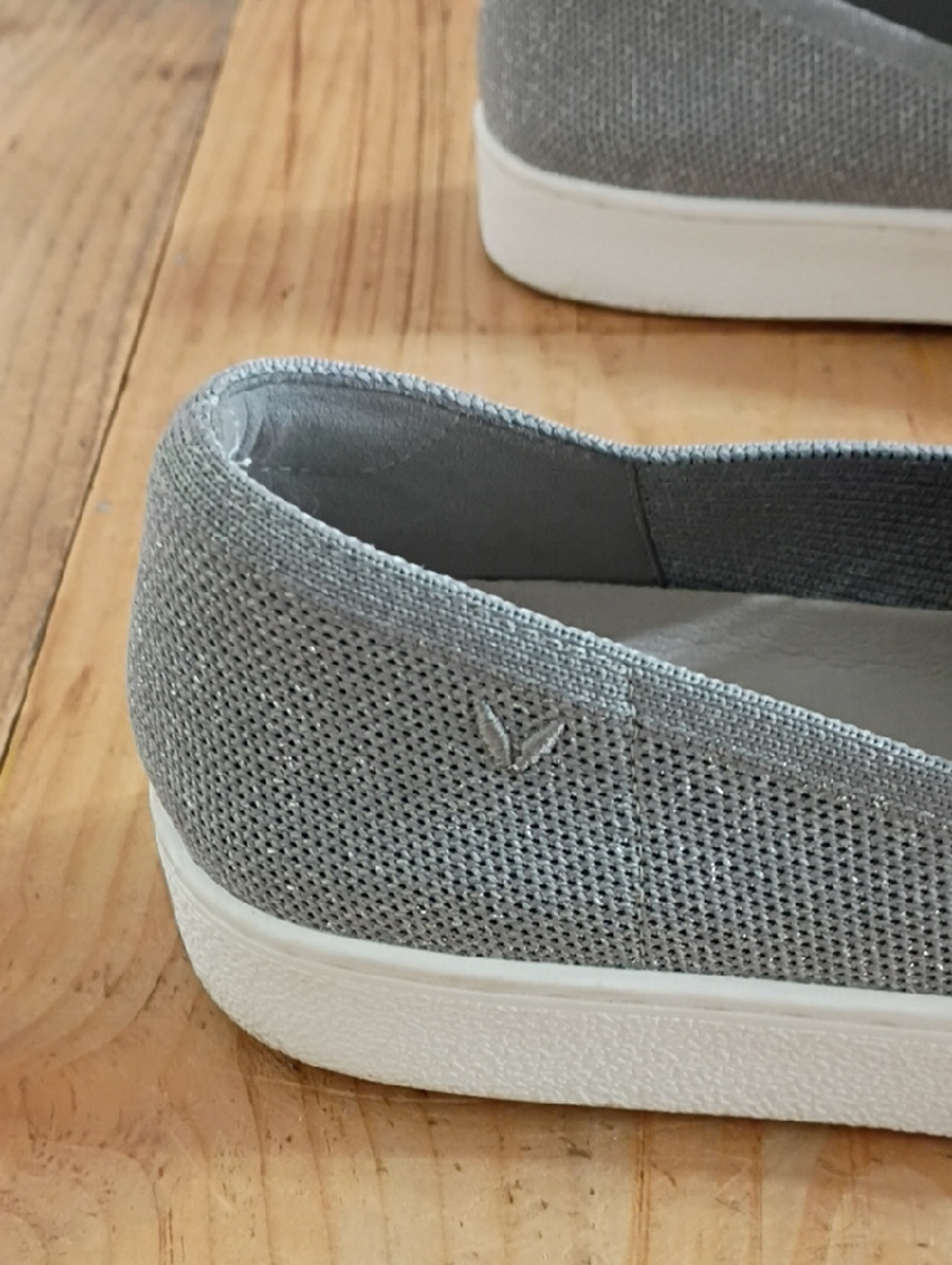 Vivaia Silver Knit Slip On Sneakers Size 39 - Picture 3 of 11